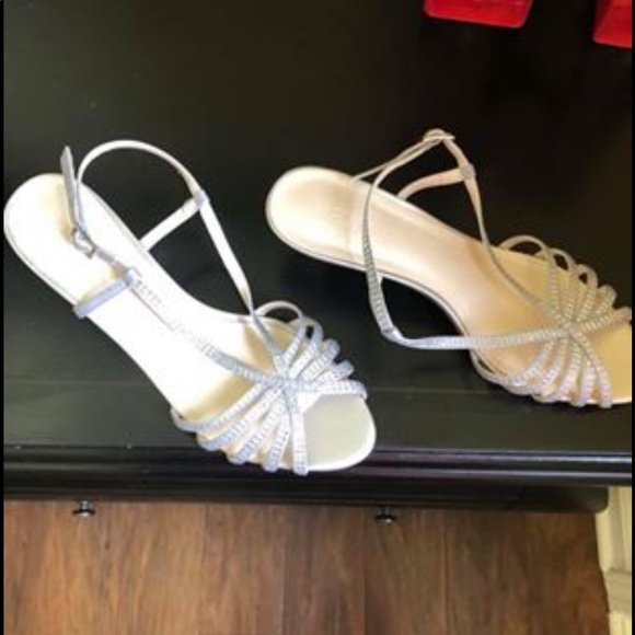 Bridal shoes - Picture 2 of 2